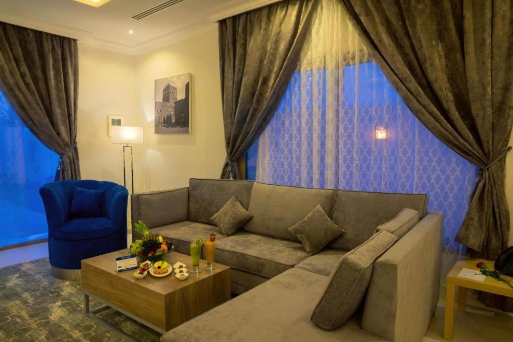 Swiss International Hotel Villas Unaizah - Al Qassim Eksteriør bilde